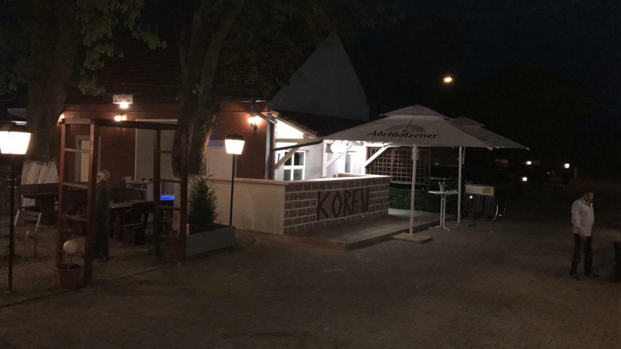 Hotel Korfu Geiselhoring Buitenkant foto