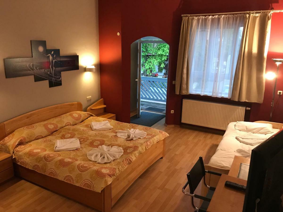 Hotel Korfu Geiselhoring Buitenkant foto
